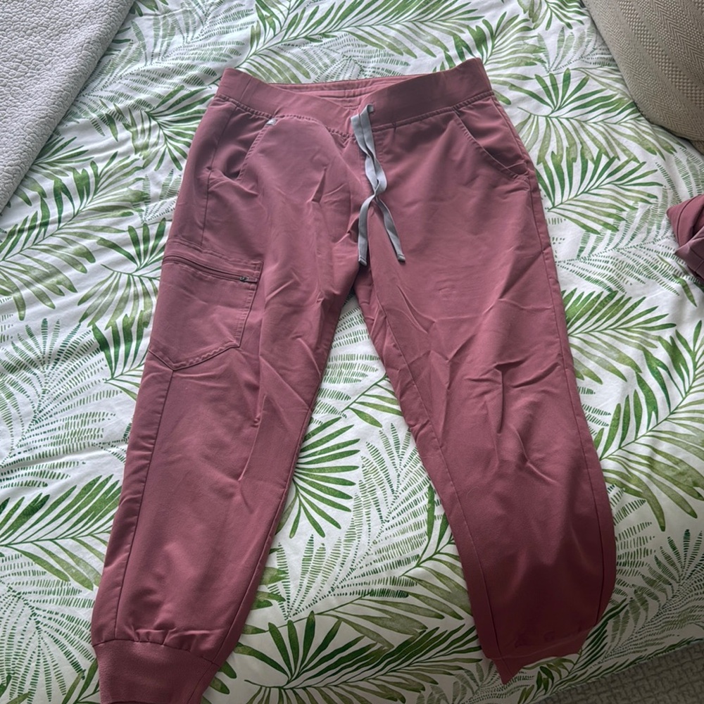 Pink figs Jogger Pants